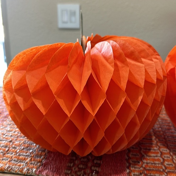 Vintage Beistle Pumpkin Honeycombs Set of 2 - Picture 6 of 12